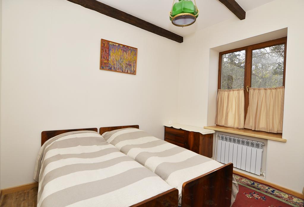 Villa Jrhogher Dilijan Camera foto