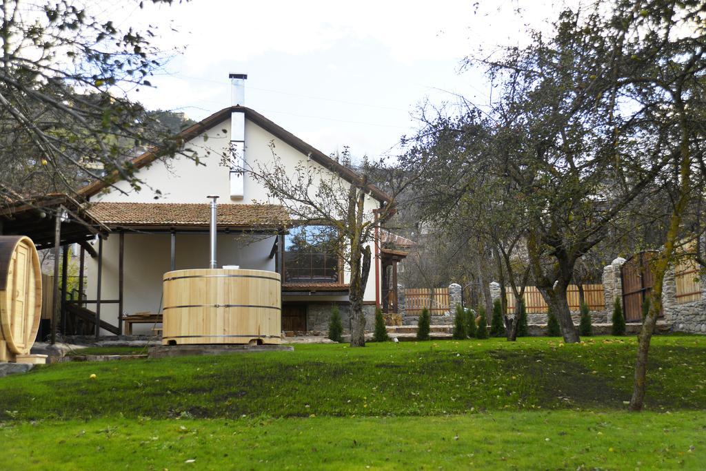 Villa Jrhogher Dilijan Esterno foto